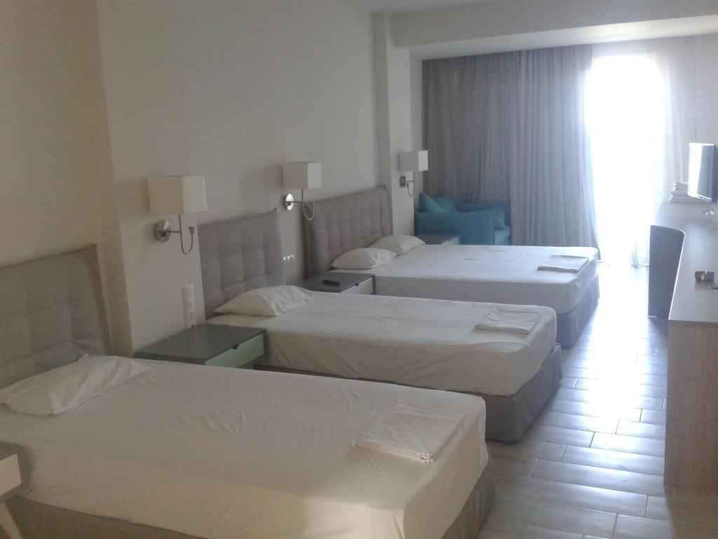 Hotel Kakanakos Loutra Oraias Elenis Room photo